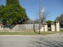 Chase_Court_gate_West_2008.JPG
