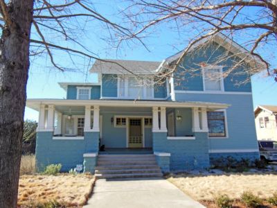 1320 Adams 2017
