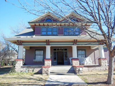 1329 Adams 2017
