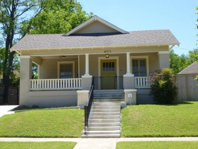 803 Hawthorne 2016

