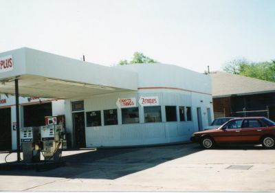 1013 Magnolia side 1990
