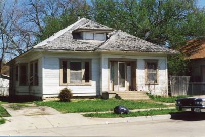1024 Hawthorne 2000
