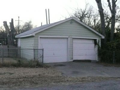 1108 Jessamine garage 2012
