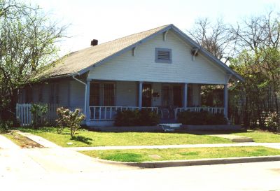 1121 Hawthorne 2000
