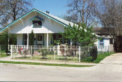 1122 Hawthorne 2000
