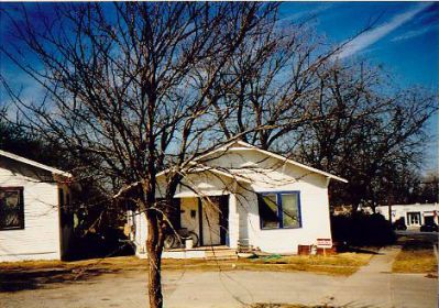 1201 Allen 1995
Original address 1712 Smith Street
Re-addressed in the 1980's when Allen was straightened.
