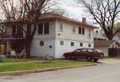 1301 Park Place garage apt 2000
