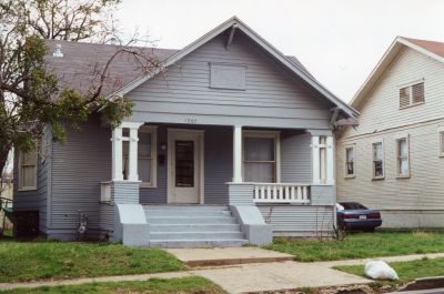 1307 Hurley 2004
