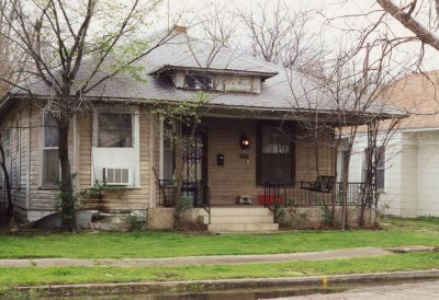 1315 Lake 2000
