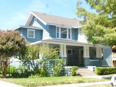 1320 Adams 2015

