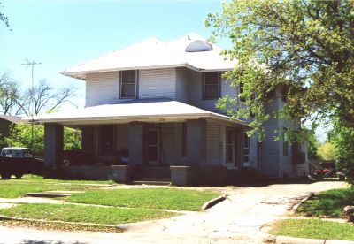 1320 Lipscomb 2000
