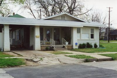 1321 Henderson 2000

