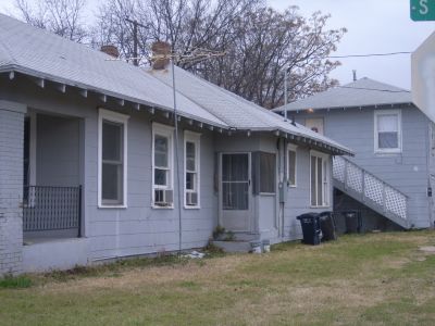 1329 Lake side 2010
