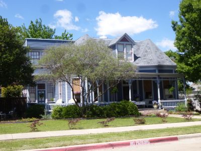 1330 6th Av 2017
