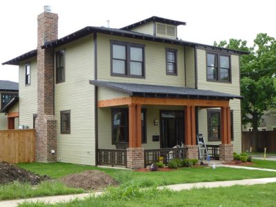 1400 Lipscomb garage 2015 April

