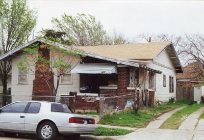 1417 Lake 2000
