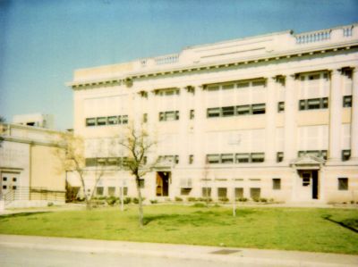 1419 College 2002
