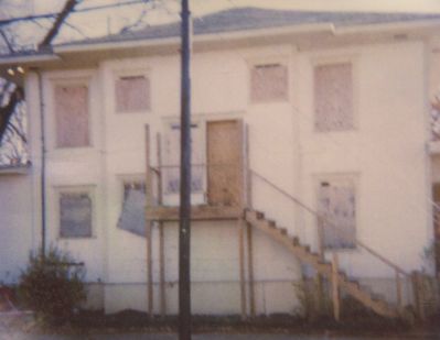 1501 Adams side 1990
