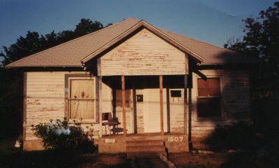 1505 Lake 2002
