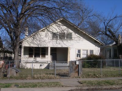 1507 Fairmount 2010
Abandoned house
