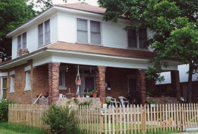 1601 Henderson 2000

