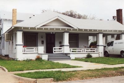 1605 6th 2000
