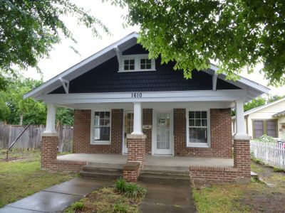 1610 5th Av 2014
