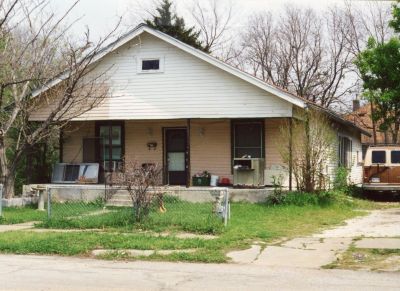 1643 Henderson 2000
