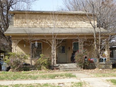 1708 Adams 2014
