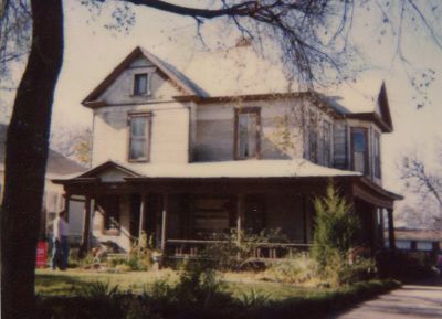 1712 6th 1992
