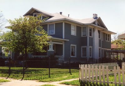 1714  Henderson 2000
