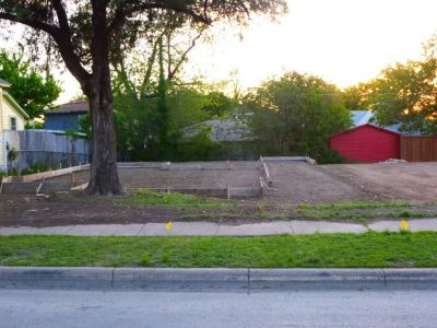 1714 Lipscomb 2014 April
Construction begun by Joe Harvey for Mark Hixson
