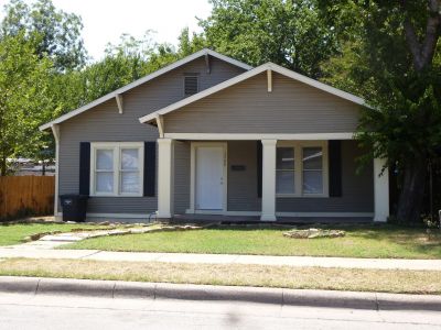 1724 Alston 2014 August
Remodeling by B3 Construction
