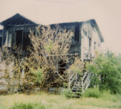 1728 Lipscomb 1994
Severely damaged by fire
