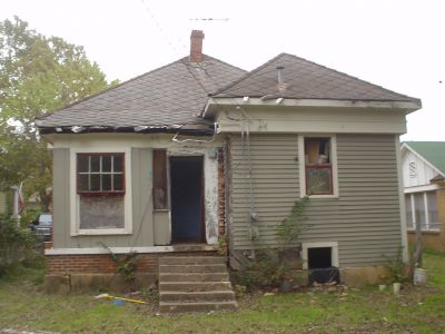 1824 Henderson back 2005
