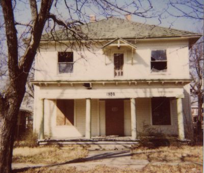1900 5th 1996
