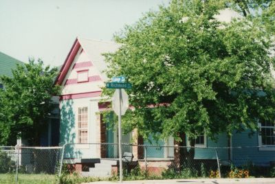 1900 College 1997
