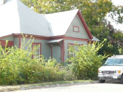 1900 College side 2008
