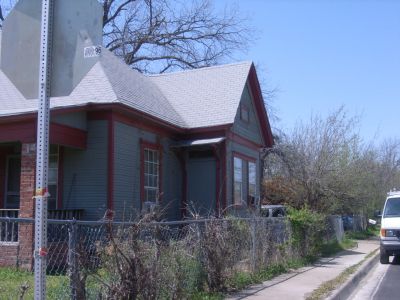 1900 College side 2010
