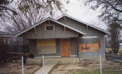 1925 Hurley 2002
Prior to move from 900 block of Mckenzie.
