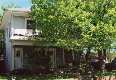 1957 Lipscomb 2000
House had been duplexed

