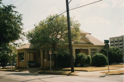 2001 6th at 1501_Pruitt
The house as it originally stood on Pruitt, east of 8th Av near Harris Hospital
