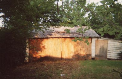 2116 Hurley garage 2002
Boarded and abandoned
