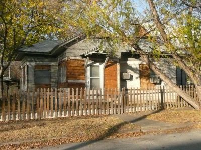 2124 Fairmount apartment 2012
