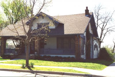 2200 Washington 2000
