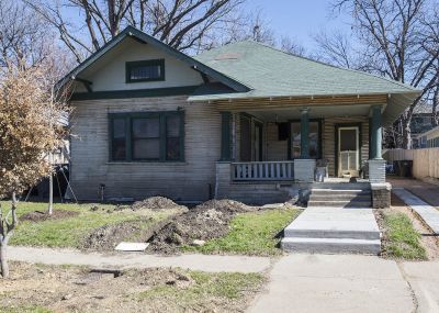 2233 College 2015 May
Restoration begun by Michael McDermott and Stan Tucker
