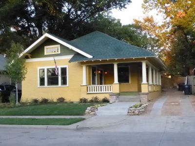 2233 College 2015 September
