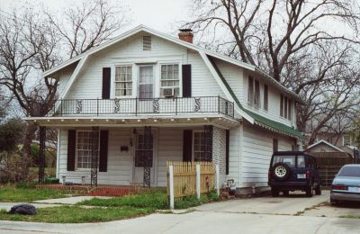 22262 Fairmount 2000
